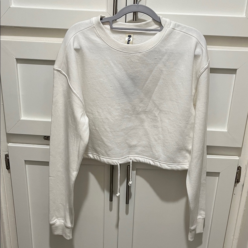 Oura White Crop Top